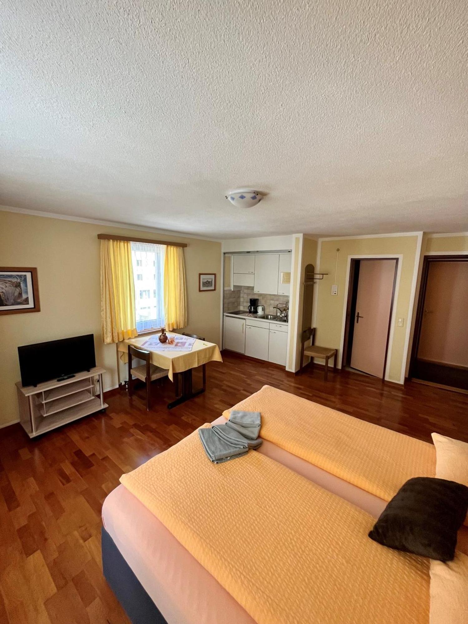 Hotel Stille St. Moritz Bagian luar foto