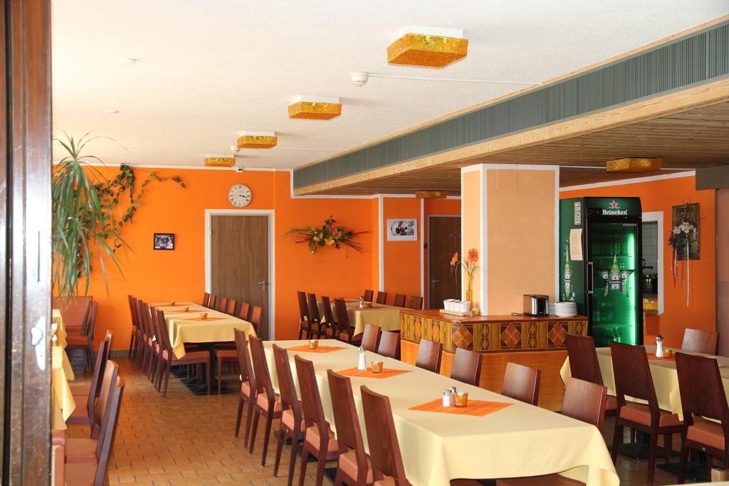 Hotel Stille St. Moritz Ruang foto