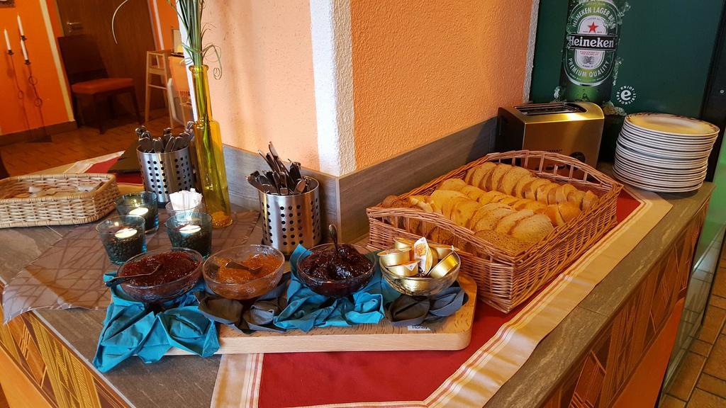 Hotel Stille St. Moritz Bagian luar foto